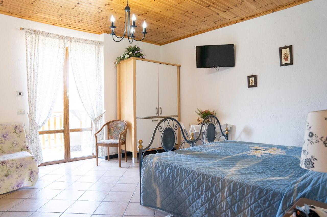 01234 - Agriturismo La Marpea, Esperienza In Mezzo Alla Natura E Al Cibo Tipico Italiano Terisso Exterior foto